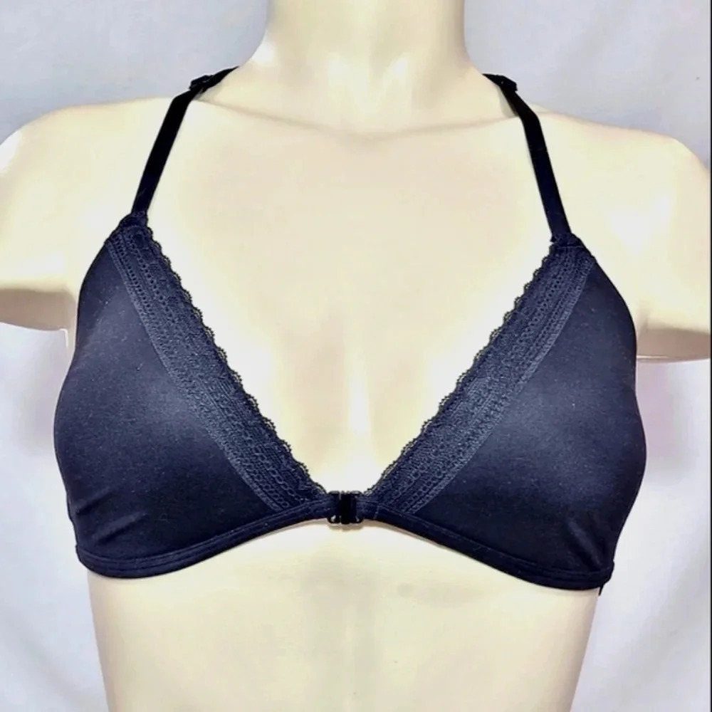 32C Xhilaration Front Close Lounge Wire Free Lace Bra Black NWT